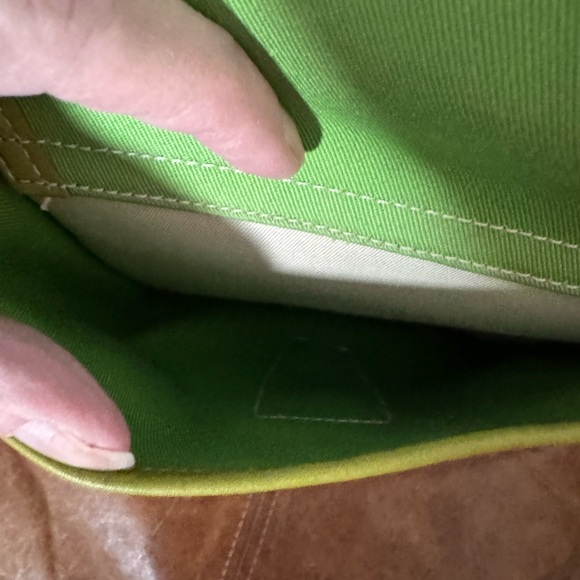 Coach Legacy Hampton Gallery Tote - Picture 3 of 11